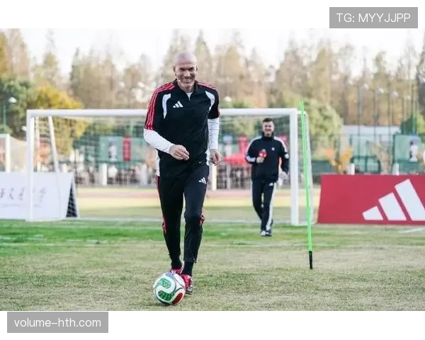 齐达内状态回暖：以传承与创新重塑现代足球魅力